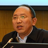 李　榮