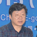 胡　帆
