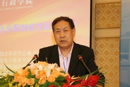 國家信息化專家咨詢委員會(huì)委員、國家行政學(xué)院教授 汪玉凱