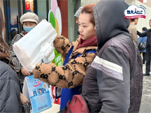維達(dá)集團(tuán)旗下包大人亮相滬上慈善集市，公益推動(dòng)銀發(fā)經(jīng)濟(jì)深耕